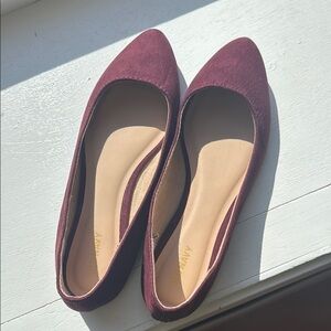 Old Navy Pointed Flats